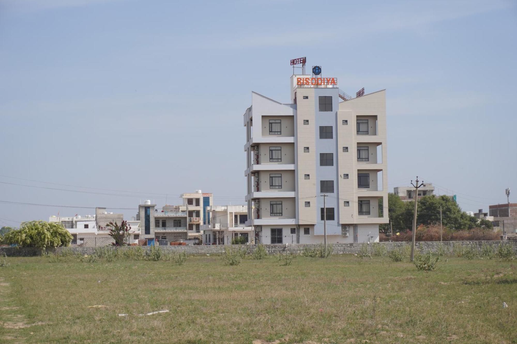 Hotel Sisodiya Palace Khatu Экстерьер фото