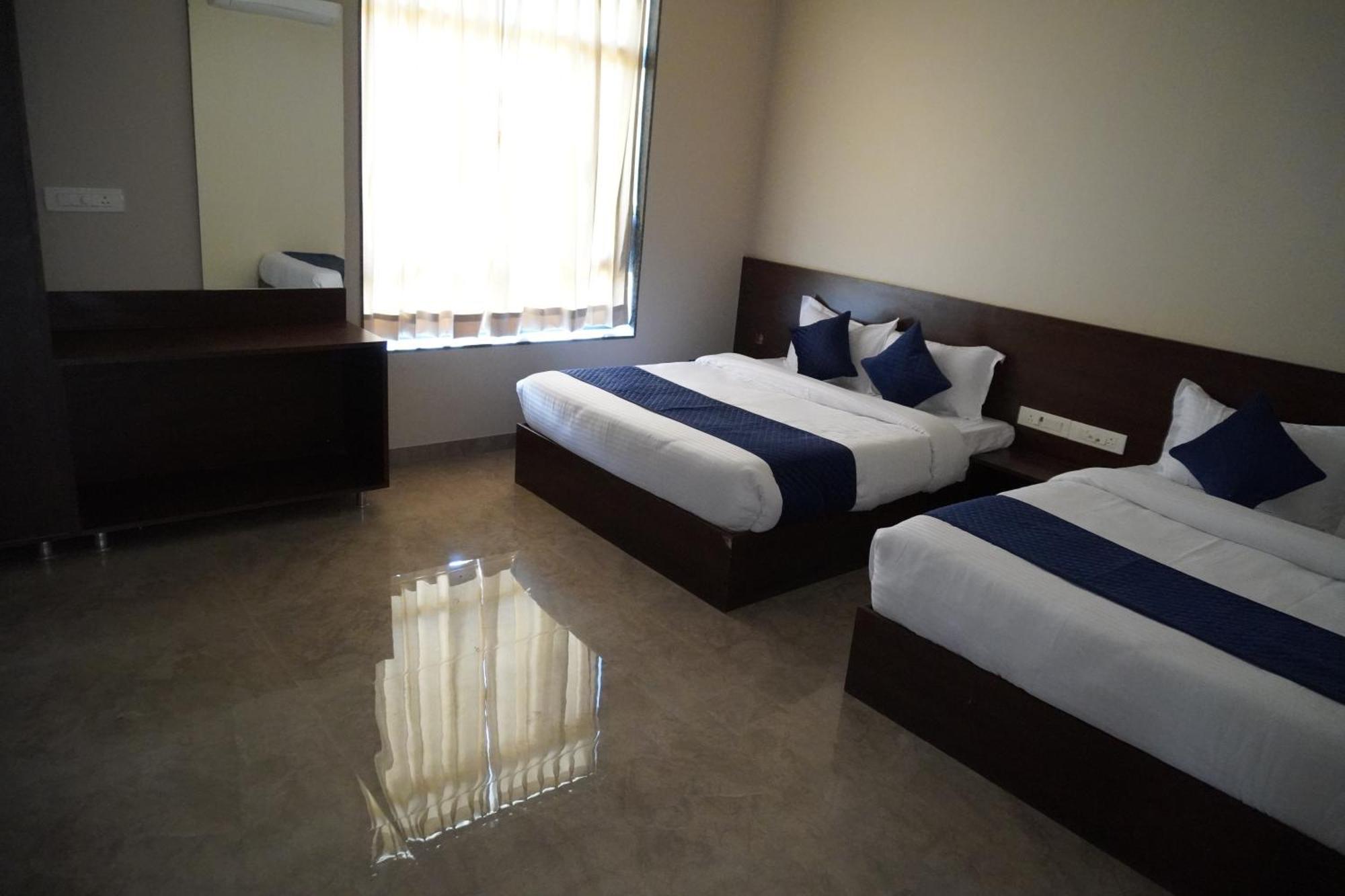 Hotel Sisodiya Palace Khatu Экстерьер фото