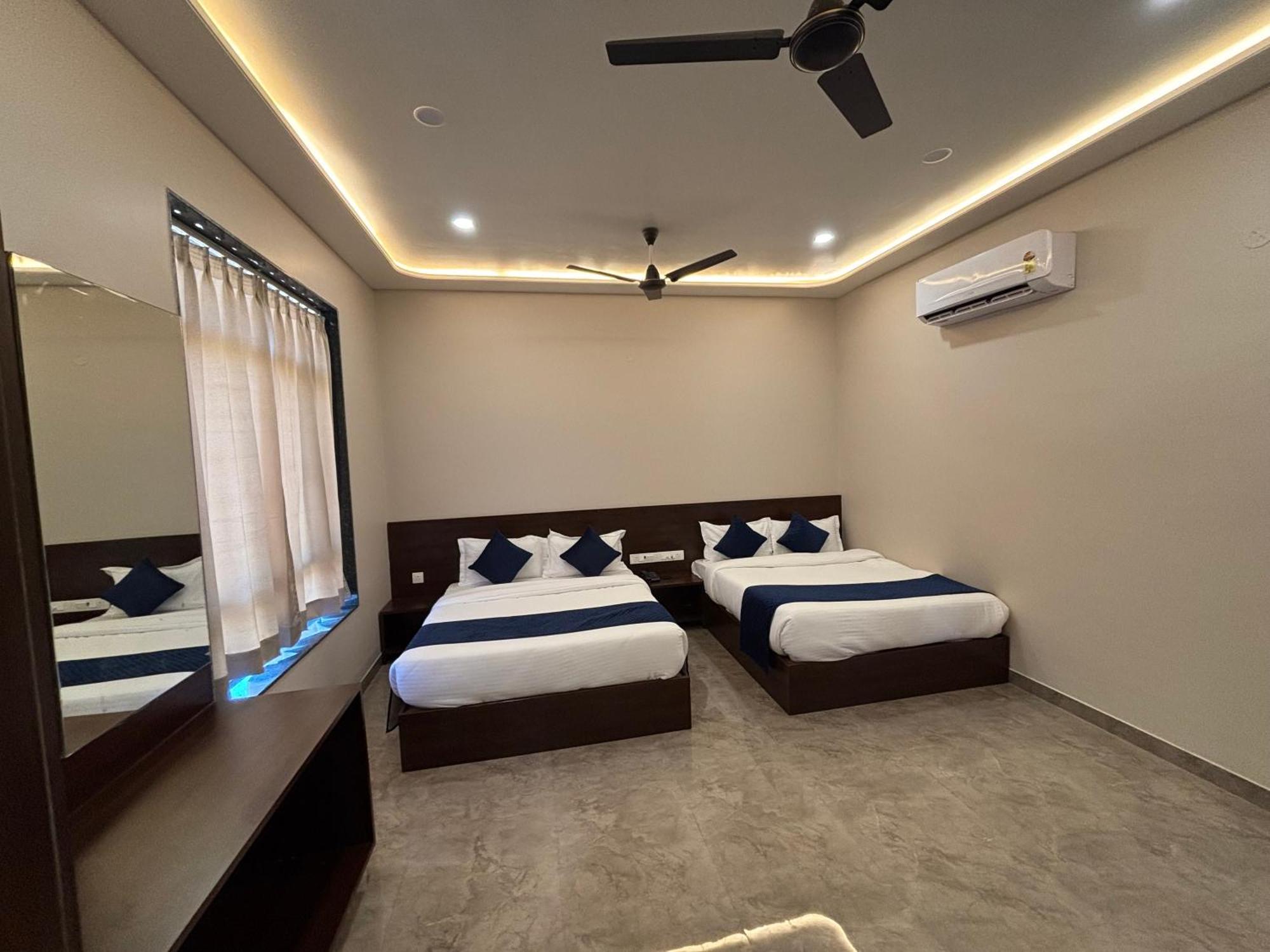 Hotel Sisodiya Palace Khatu Экстерьер фото