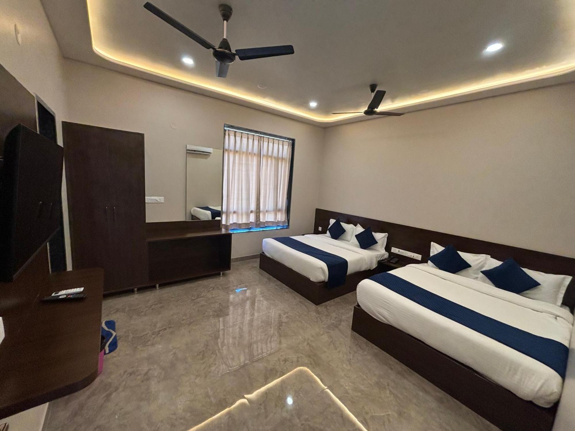 Hotel Sisodiya Palace Khatu Экстерьер фото